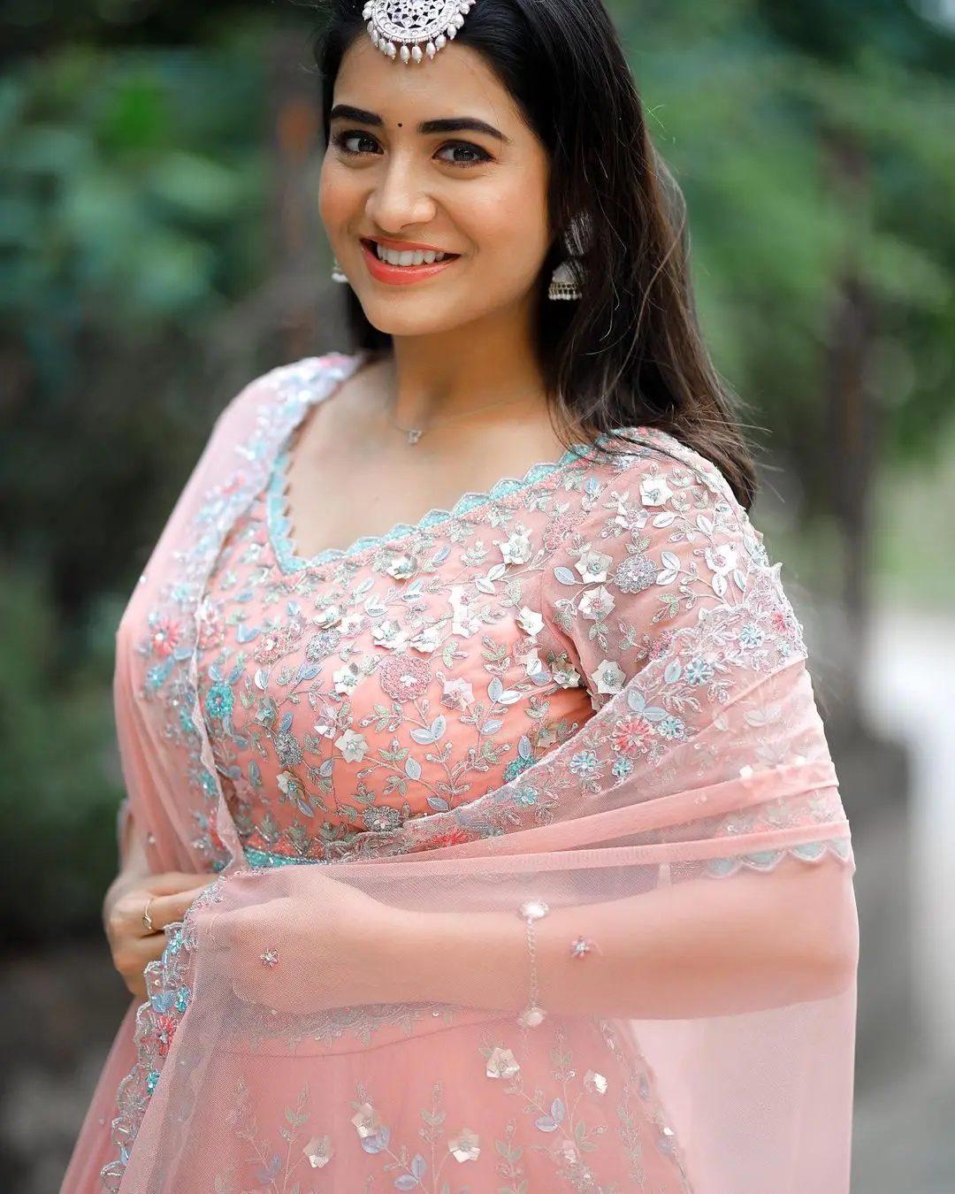 Telugu Girl Rashi Singh Stills in Pink Lehenga Choli